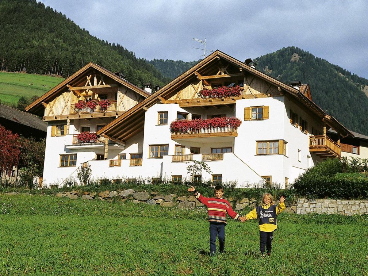 Residence Lusina Luson Exterior foto